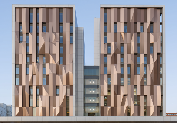 Stable colour for exterior applications
